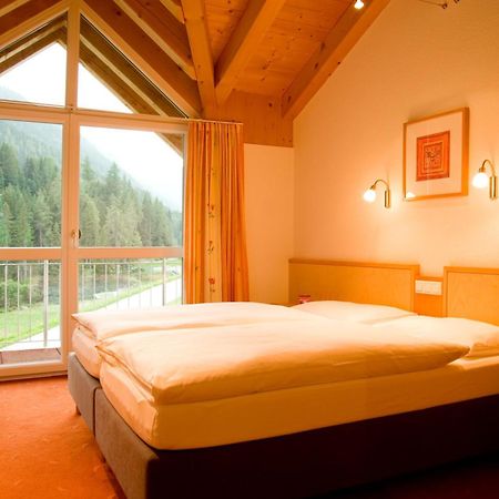 Adrian Bed & Breakfast Санкт Антон ам Арлберг Екстериор снимка